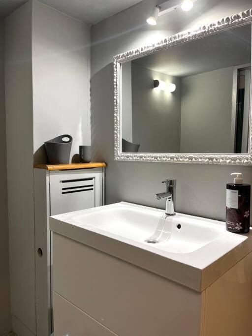 Ksenokratous-Kolonaki Cozy Apartment Αθήνα Εξωτερικό φωτογραφία